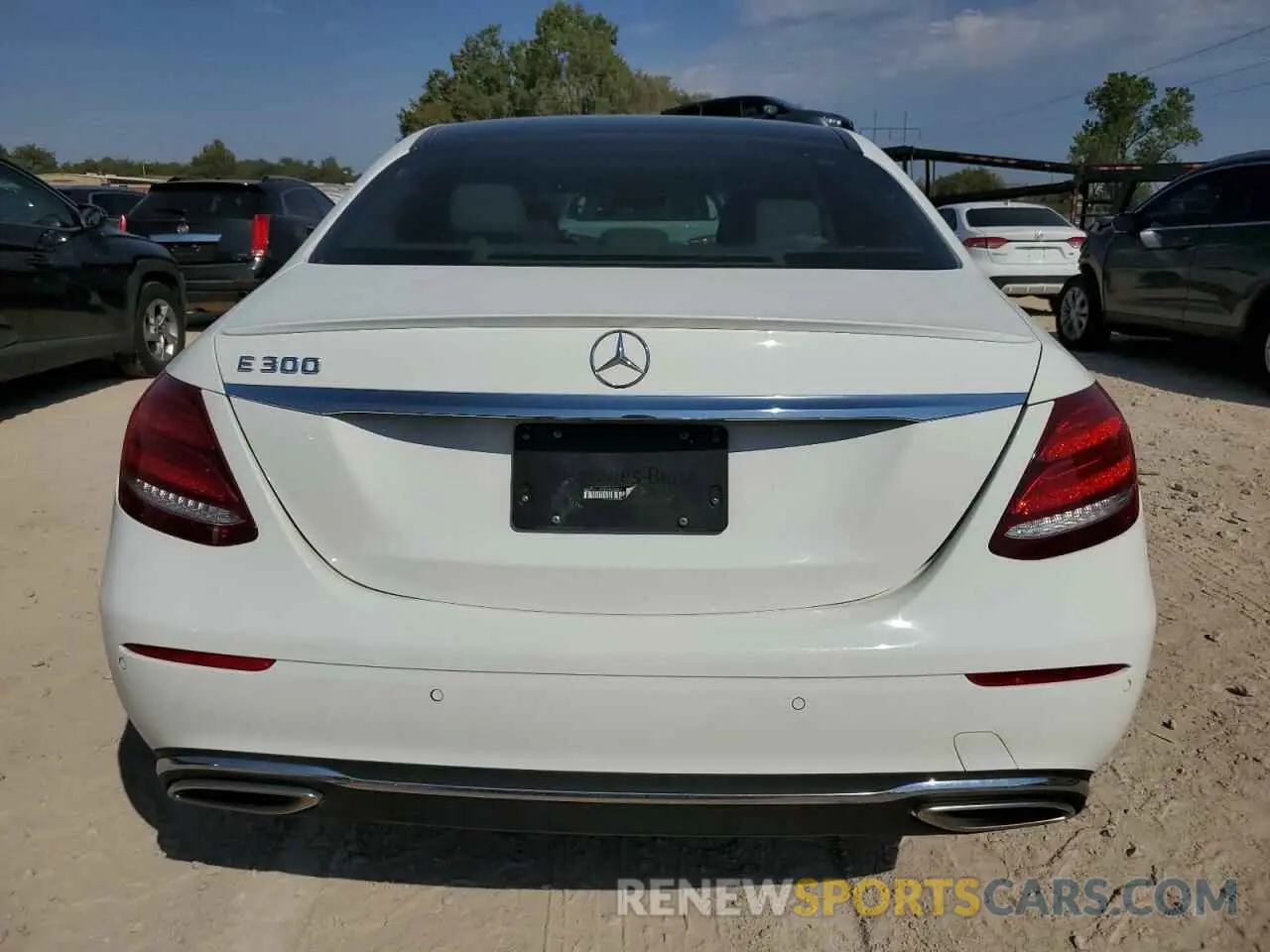 6 Photograph of a damaged car WDDZF4JB3KA506681 MERCEDES-BENZ E-CLASS 2019
