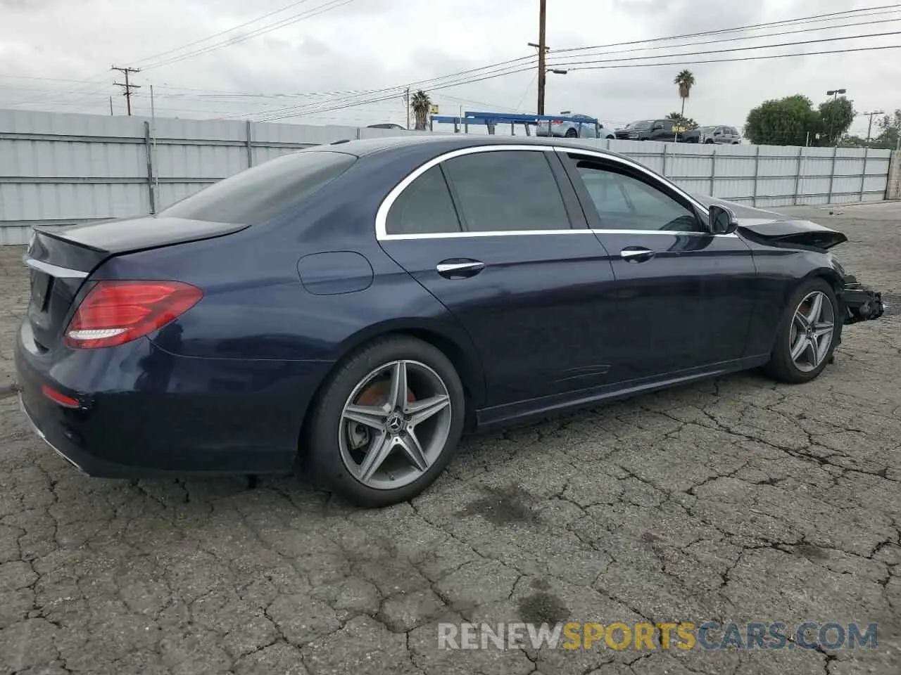 3 Photograph of a damaged car WDDZF4JB3KA544346 MERCEDES-BENZ E-CLASS 2019