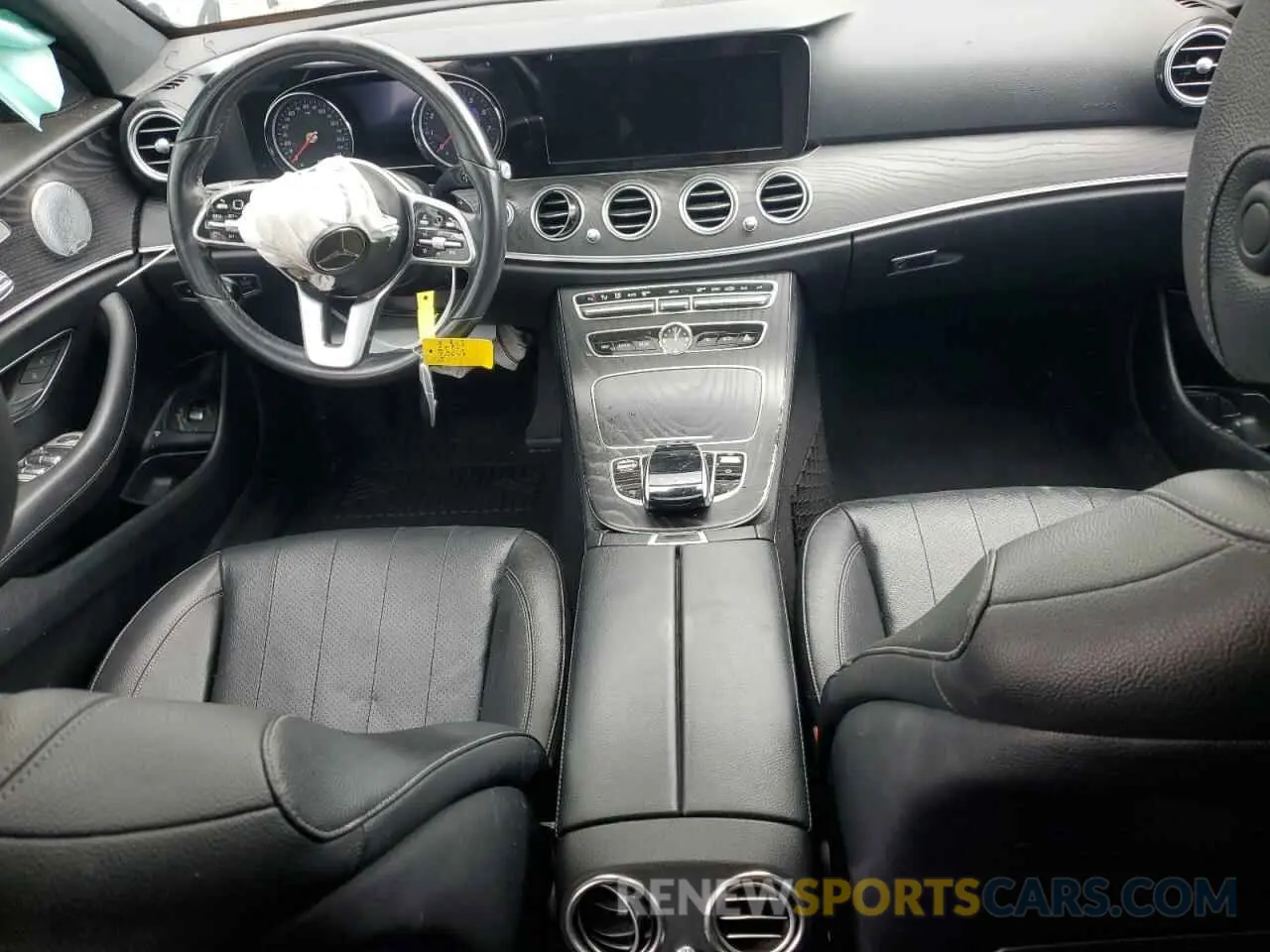 8 Photograph of a damaged car WDDZF4JB3KA544346 MERCEDES-BENZ E-CLASS 2019