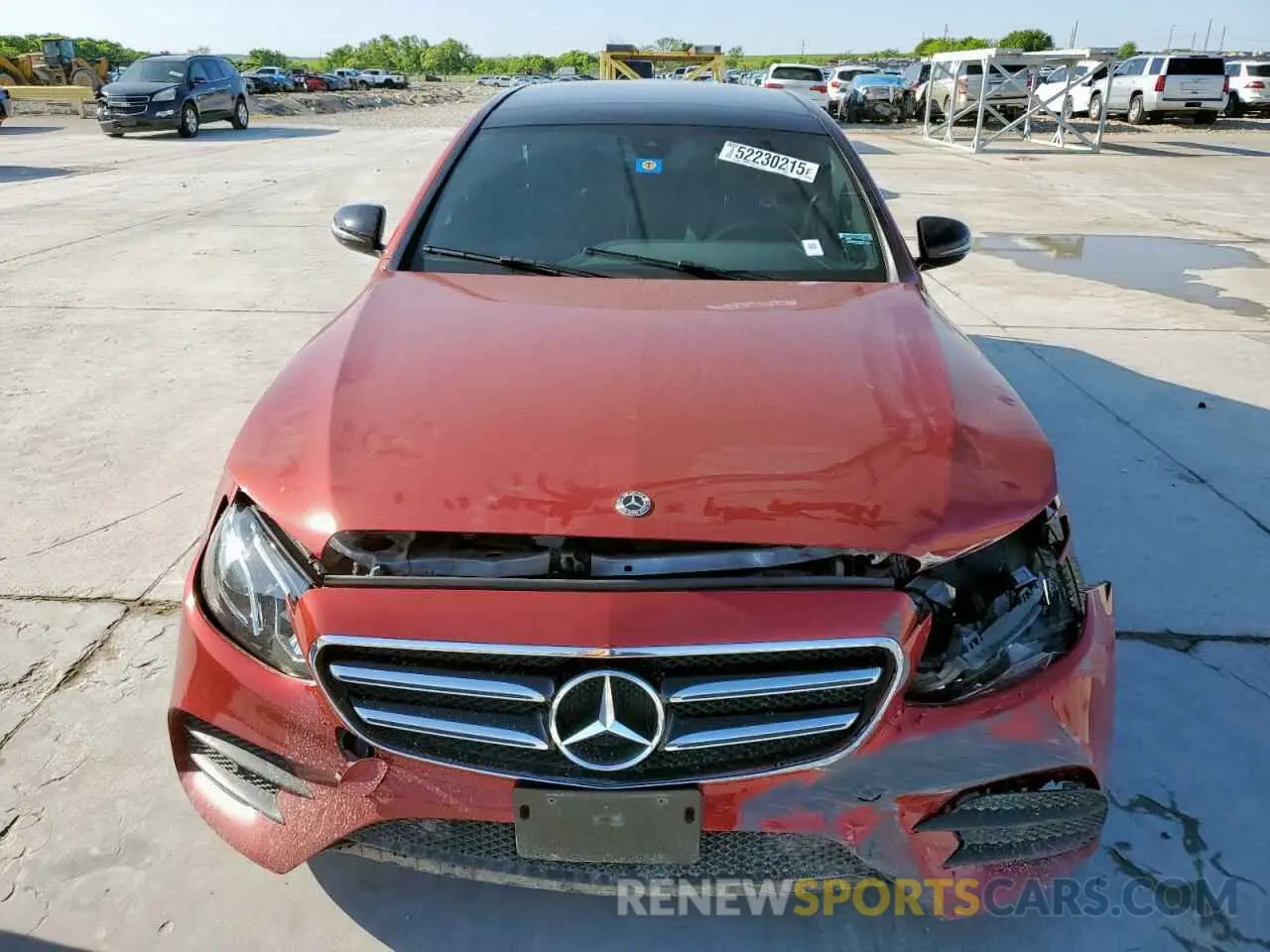 5 Photograph of a damaged car WDDZF4JB4KA542976 MERCEDES-BENZ E-CLASS 2019