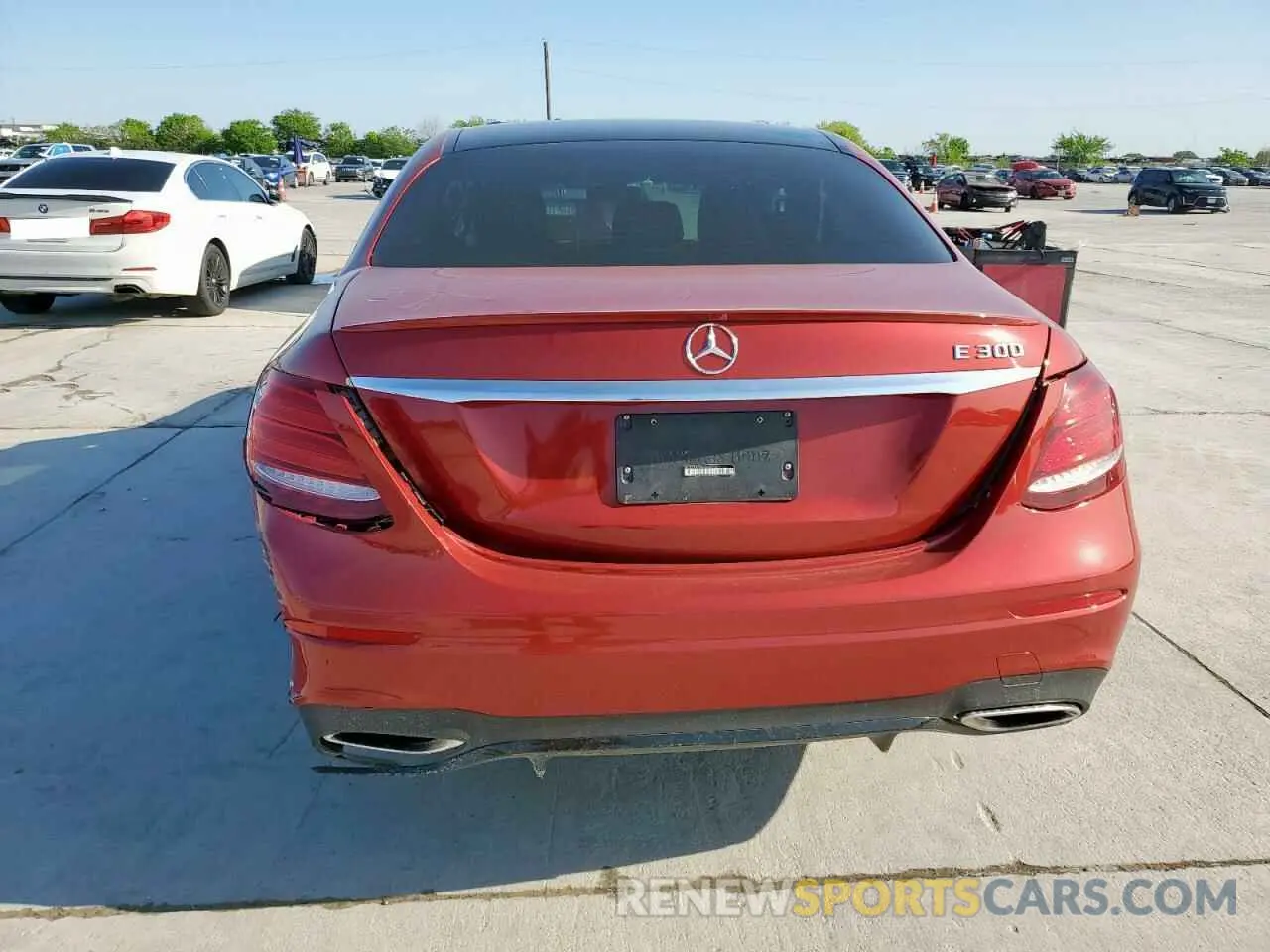 6 Photograph of a damaged car WDDZF4JB4KA542976 MERCEDES-BENZ E-CLASS 2019