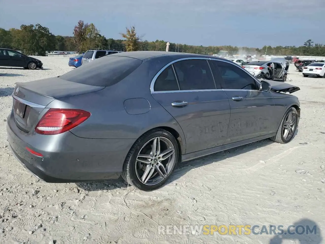 3 Photograph of a damaged car WDDZF4JB4KA655214 MERCEDES-BENZ E-CLASS 2019