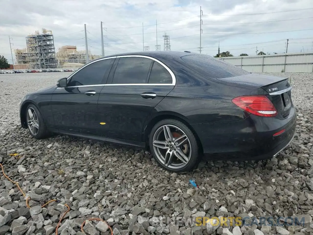 2 Photograph of a damaged car WDDZF4JB5KA527970 MERCEDES-BENZ E-CLASS 2019