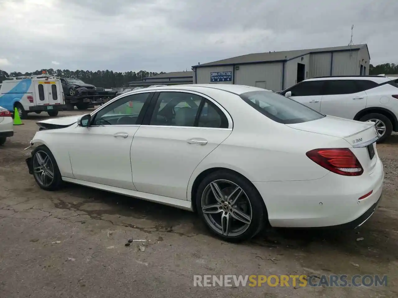 2 Photograph of a damaged car WDDZF4JB5KA641550 MERCEDES-BENZ E-CLASS 2019