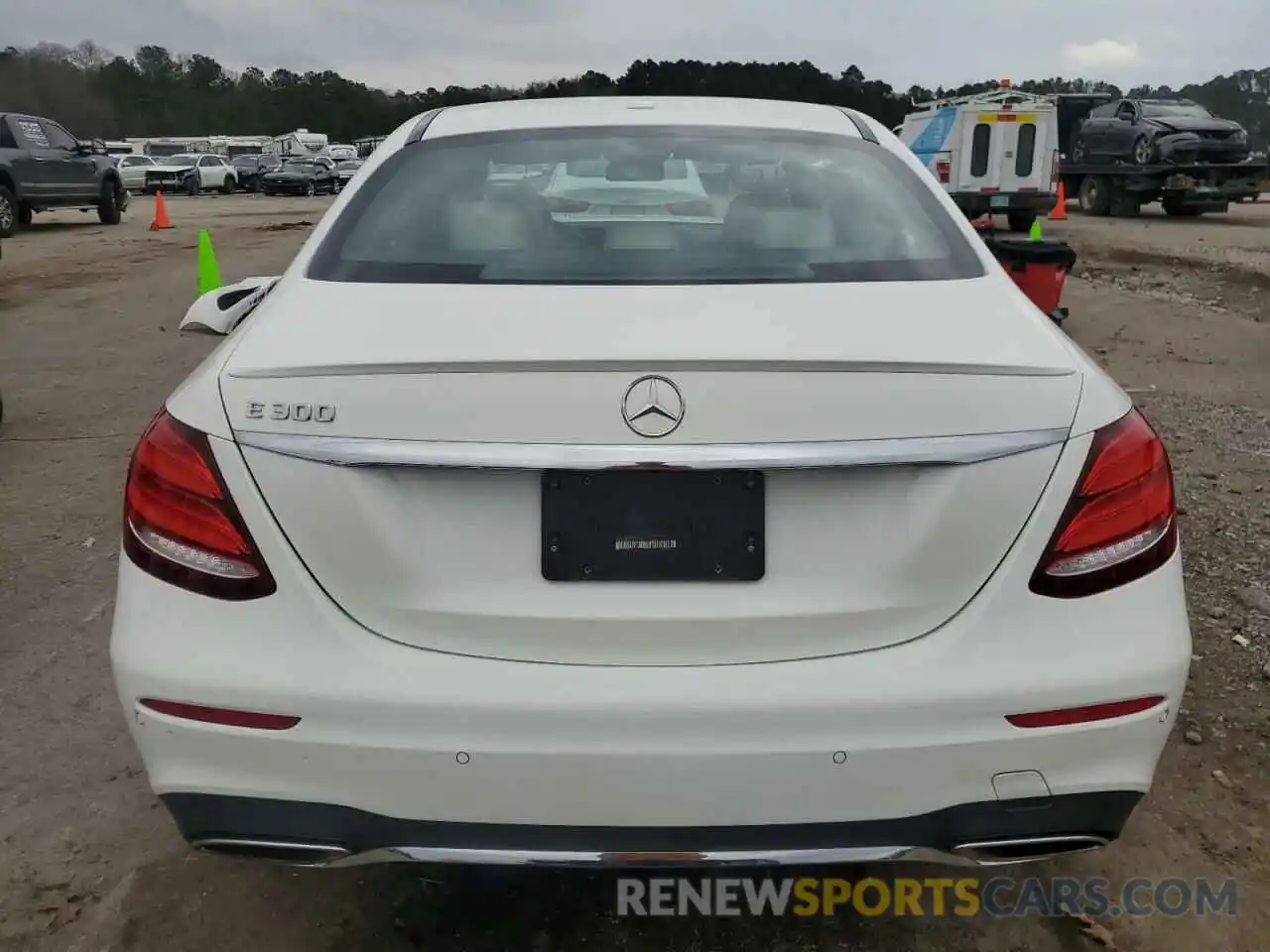 6 Photograph of a damaged car WDDZF4JB5KA641550 MERCEDES-BENZ E-CLASS 2019