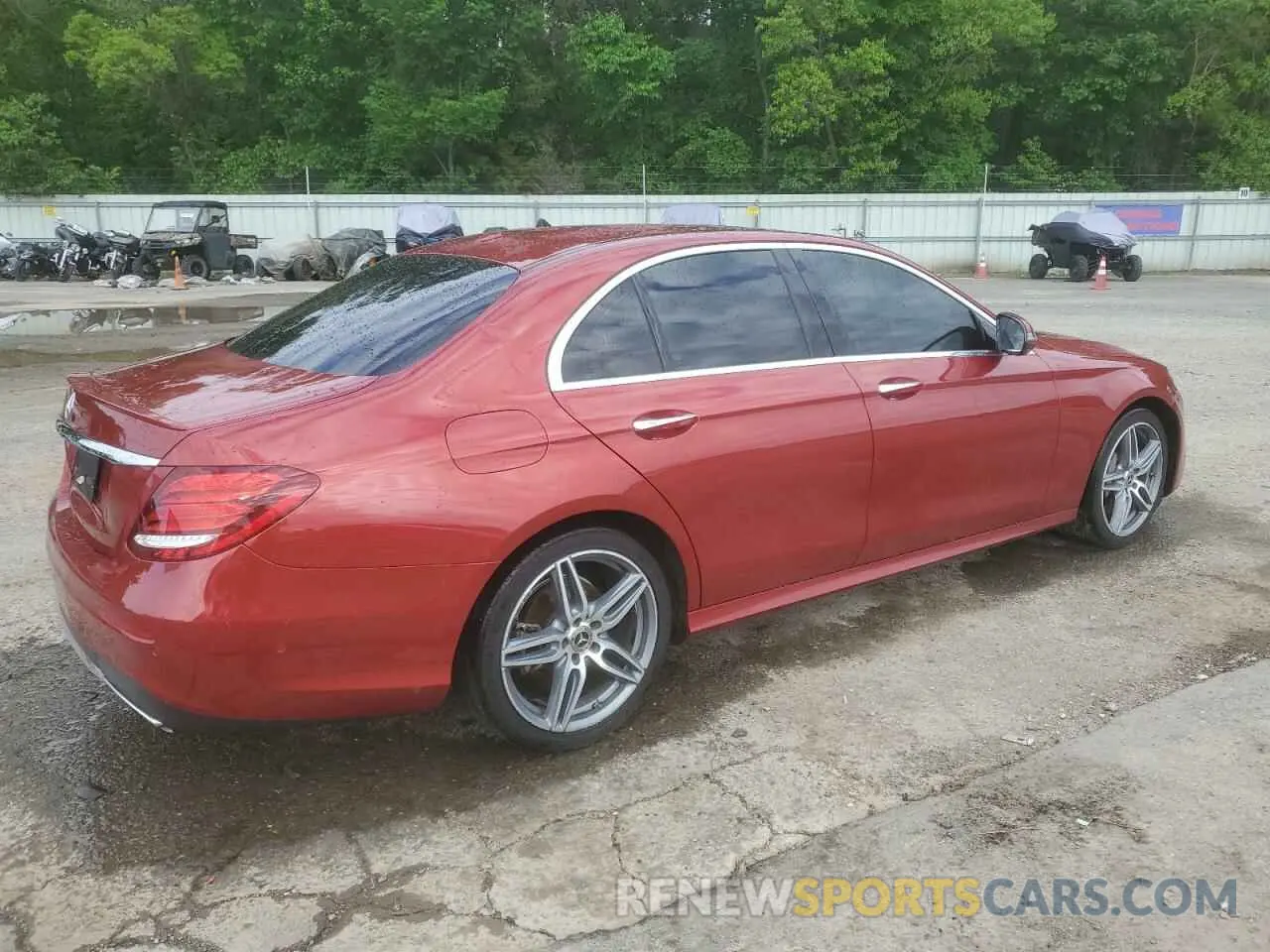 3 Photograph of a damaged car WDDZF4JB6KA490508 MERCEDES-BENZ E-CLASS 2019