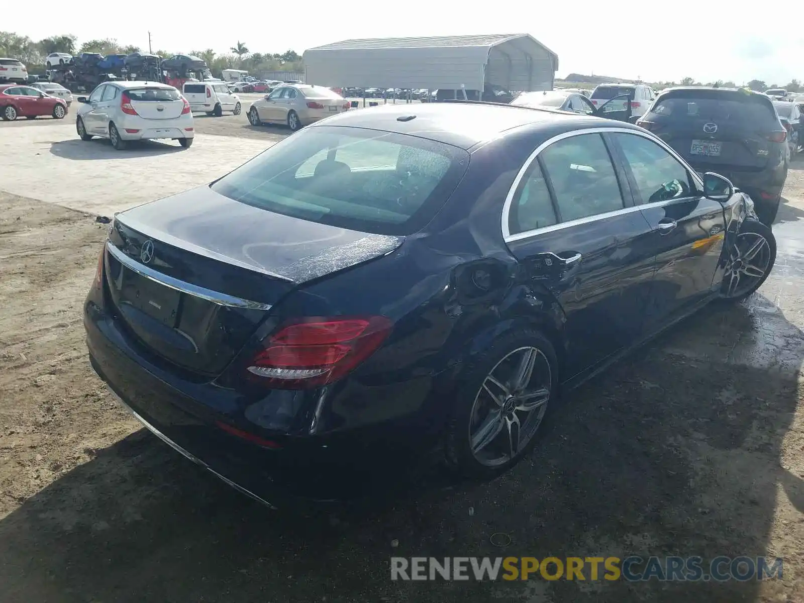 4 Photograph of a damaged car WDDZF4JB6KA524804 MERCEDES-BENZ E CLASS 2019