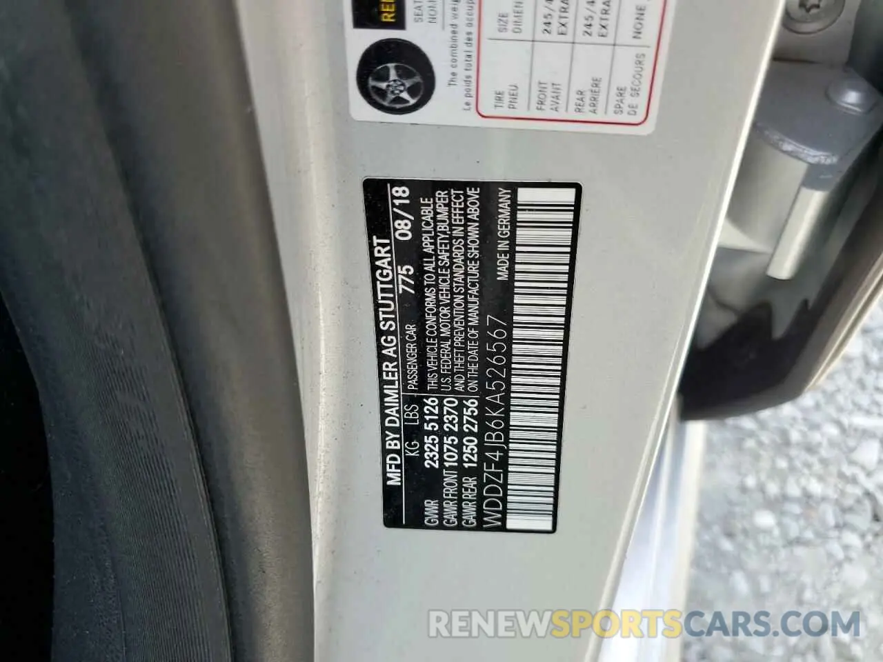 12 Photograph of a damaged car WDDZF4JB6KA526567 MERCEDES-BENZ E-CLASS 2019