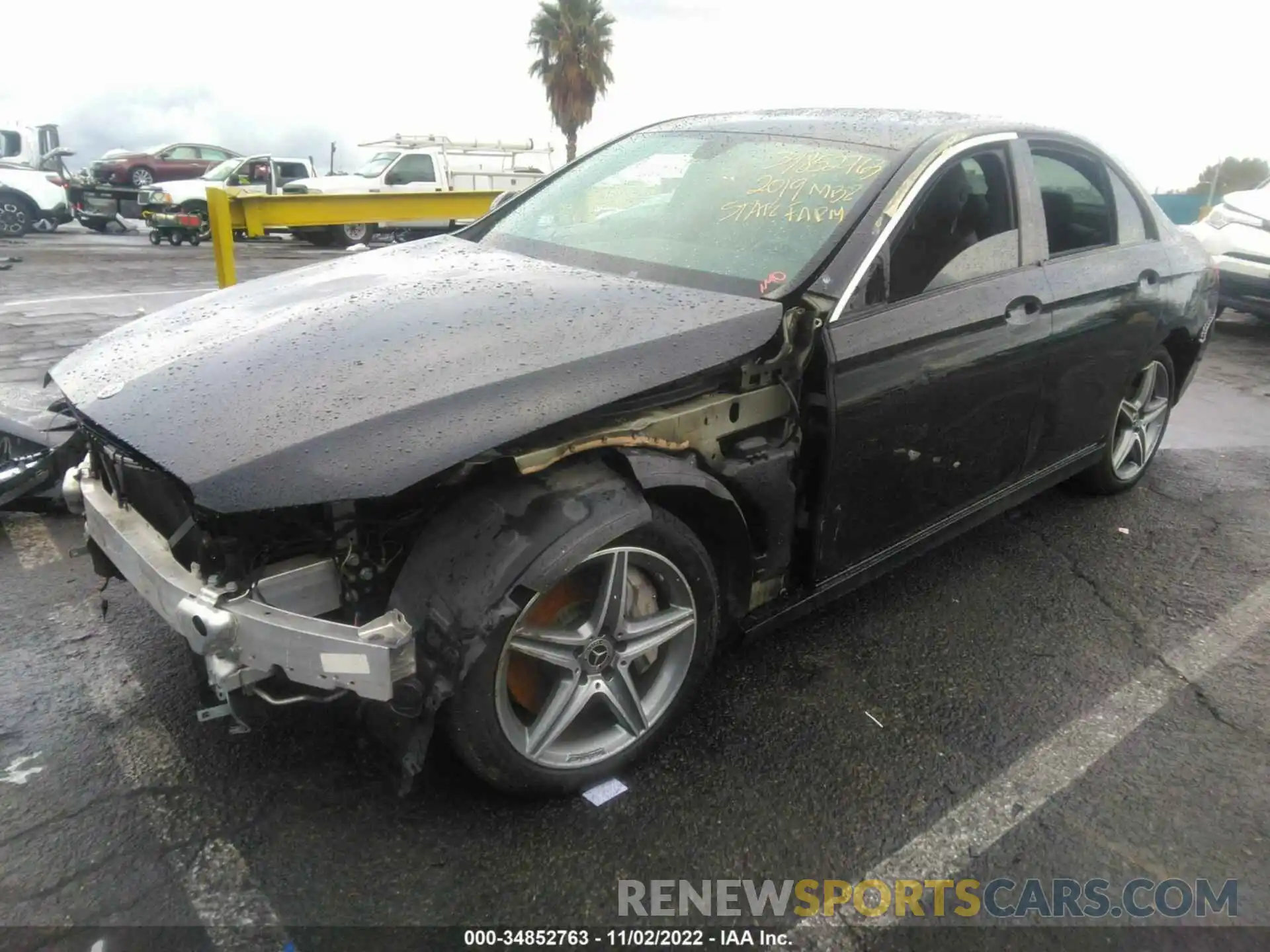 2 Photograph of a damaged car WDDZF4JB6KA555504 MERCEDES-BENZ E-CLASS 2019