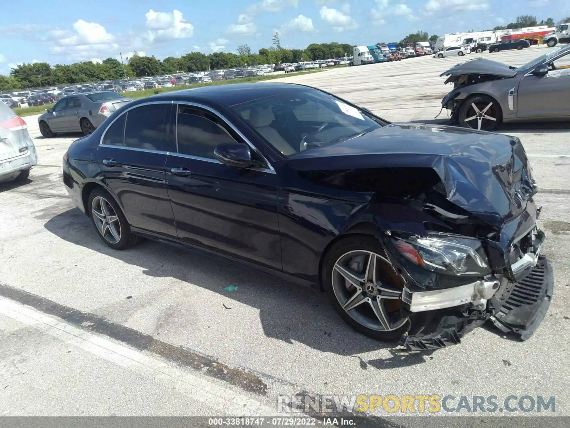 1 Photograph of a damaged car WDDZF4JB6KA563859 MERCEDES-BENZ E-CLASS 2019