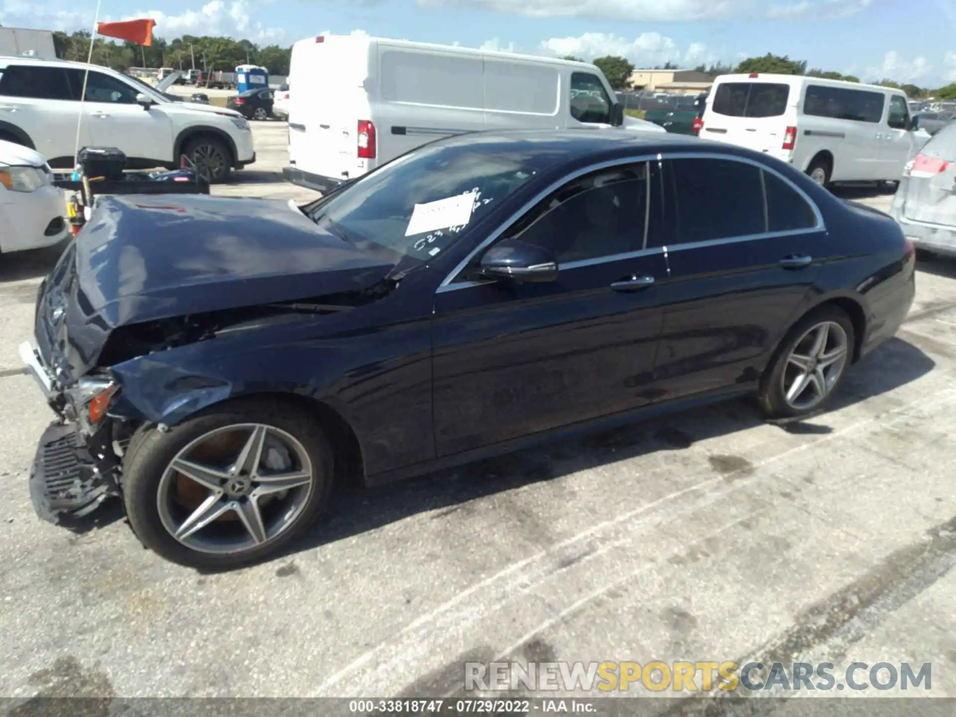 2 Photograph of a damaged car WDDZF4JB6KA563859 MERCEDES-BENZ E-CLASS 2019