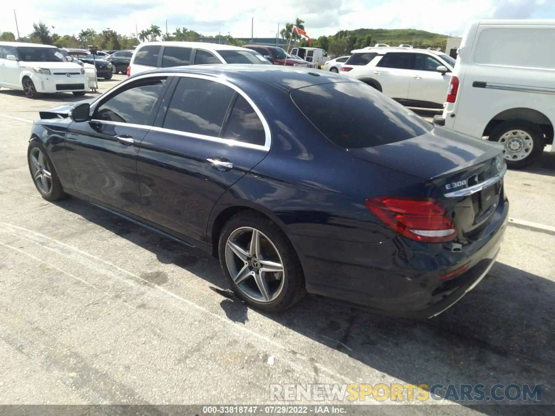 3 Photograph of a damaged car WDDZF4JB6KA563859 MERCEDES-BENZ E-CLASS 2019