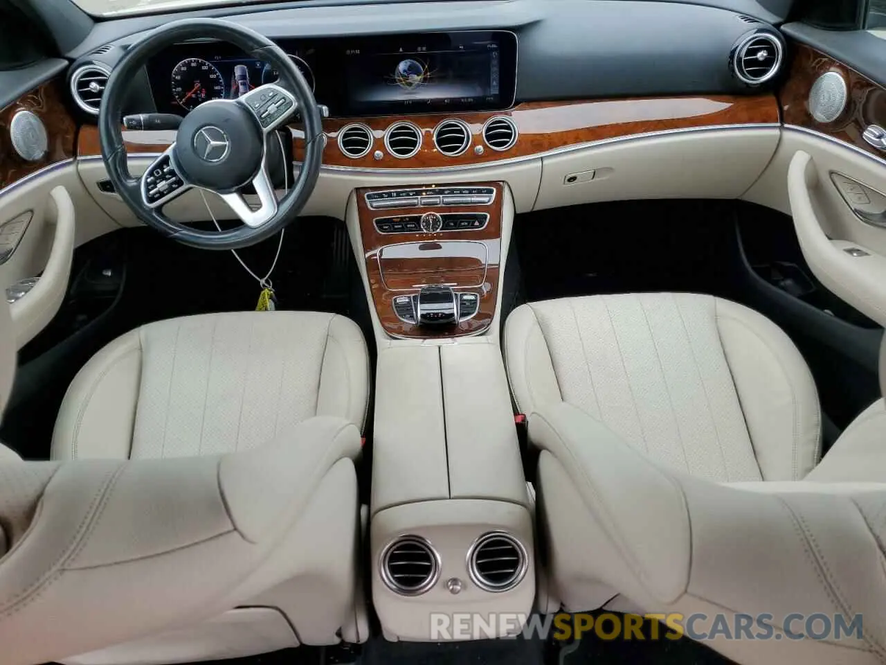 8 Photograph of a damaged car WDDZF4JB6KA571489 MERCEDES-BENZ E-CLASS 2019