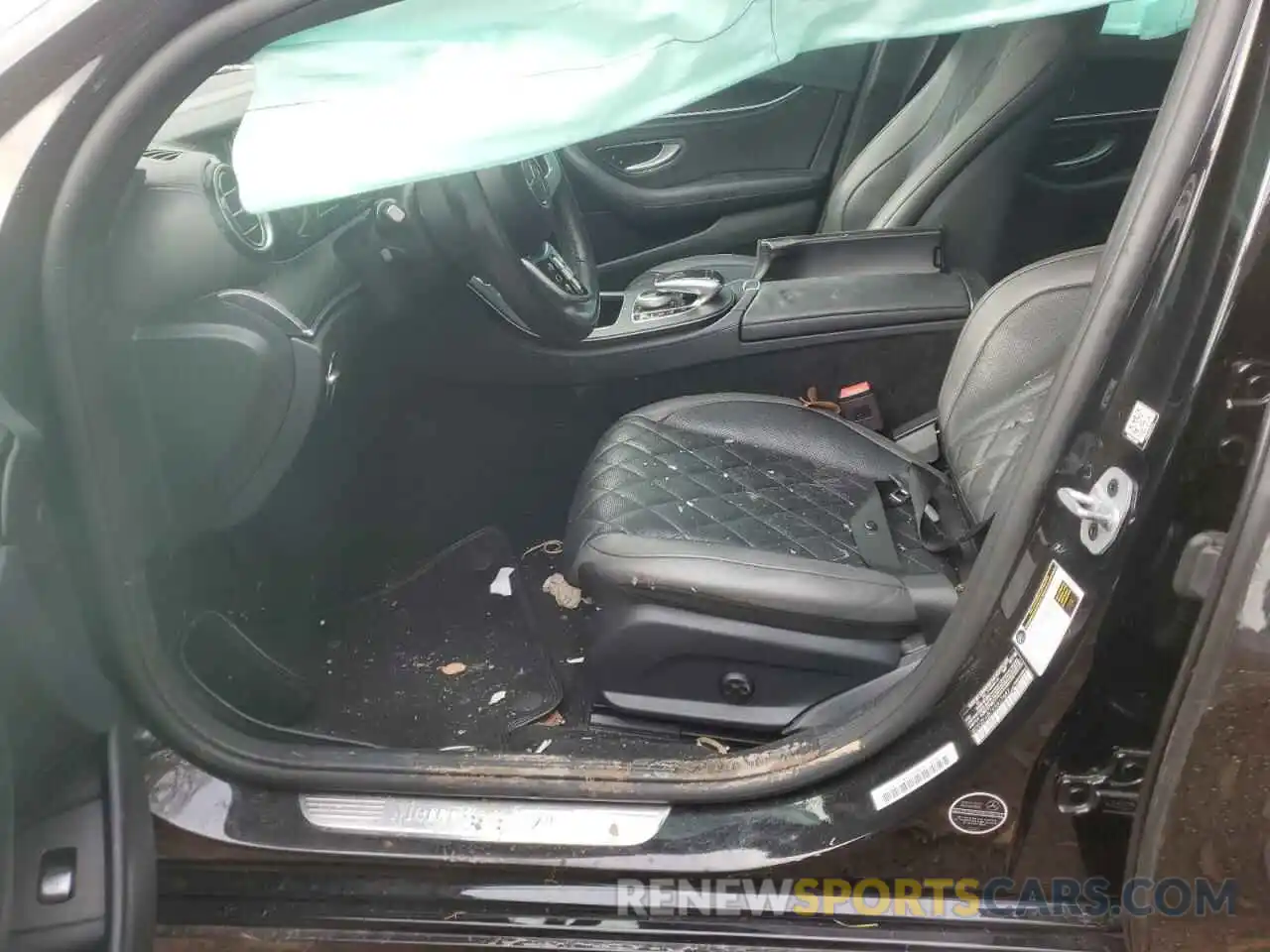 7 Photograph of a damaged car WDDZF4JB7KA517697 MERCEDES-BENZ E-CLASS 2019