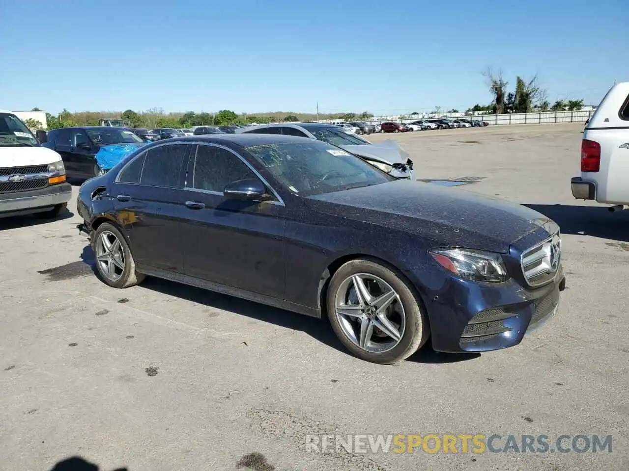 4 Photograph of a damaged car WDDZF4JB7KA562719 MERCEDES-BENZ E-CLASS 2019