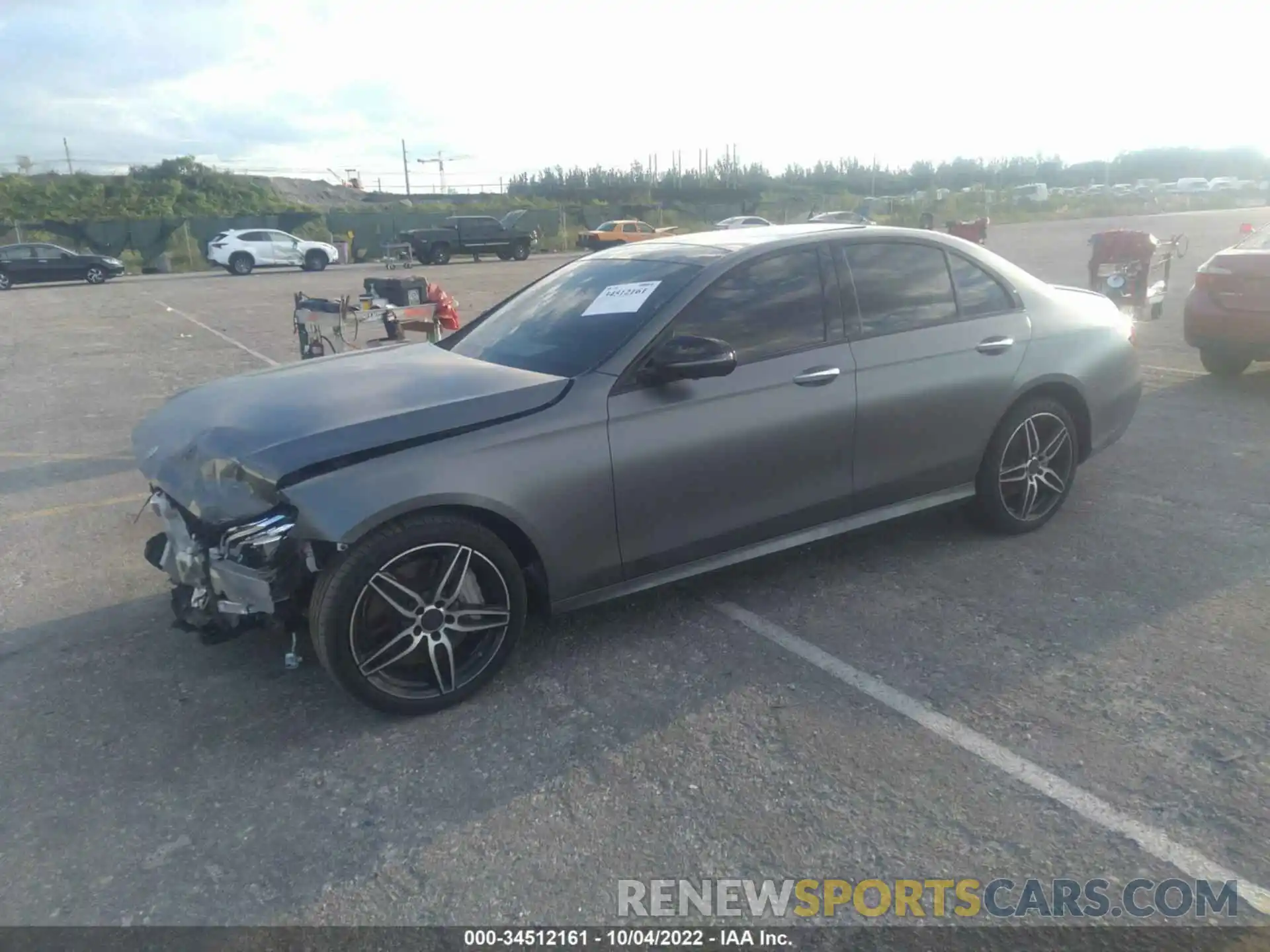 2 Photograph of a damaged car WDDZF4JB7KA580234 MERCEDES-BENZ E-CLASS 2019