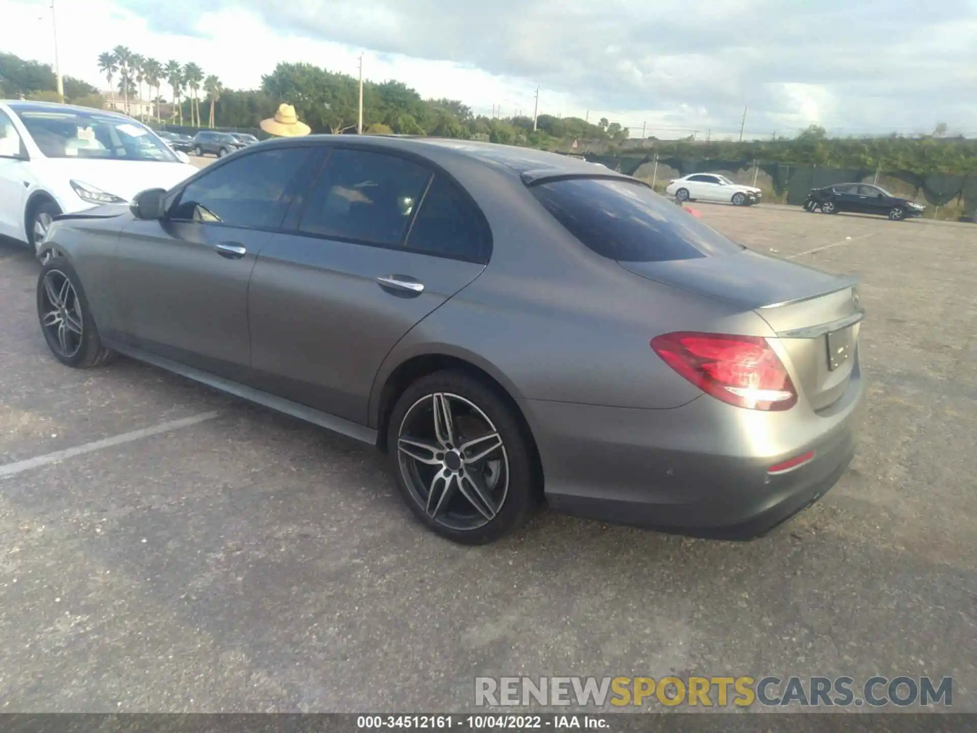 3 Photograph of a damaged car WDDZF4JB7KA580234 MERCEDES-BENZ E-CLASS 2019