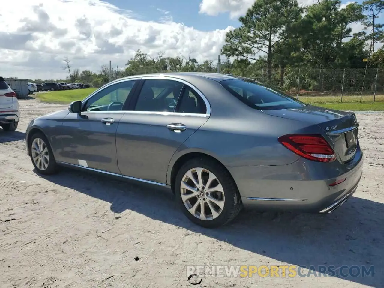 2 Photograph of a damaged car WDDZF4JB8KA502111 MERCEDES-BENZ E-CLASS 2019