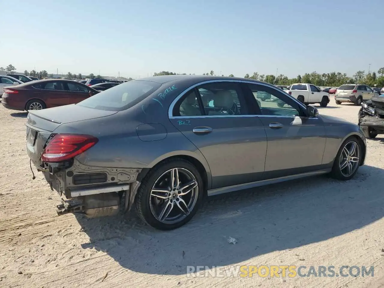 3 Photograph of a damaged car WDDZF4JB8KA605562 MERCEDES-BENZ E-CLASS 2019
