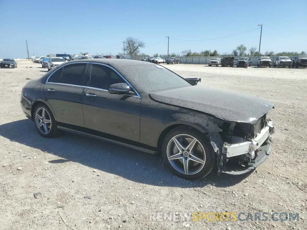 4 Photograph of a damaged car WDDZF4JB9KA522920 MERCEDES-BENZ E-CLASS 2019