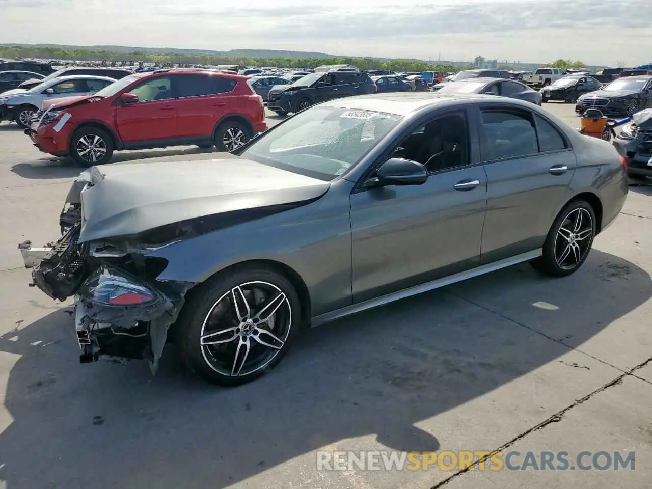 1 Photograph of a damaged car WDDZF4JB9KA528927 MERCEDES-BENZ E-CLASS 2019
