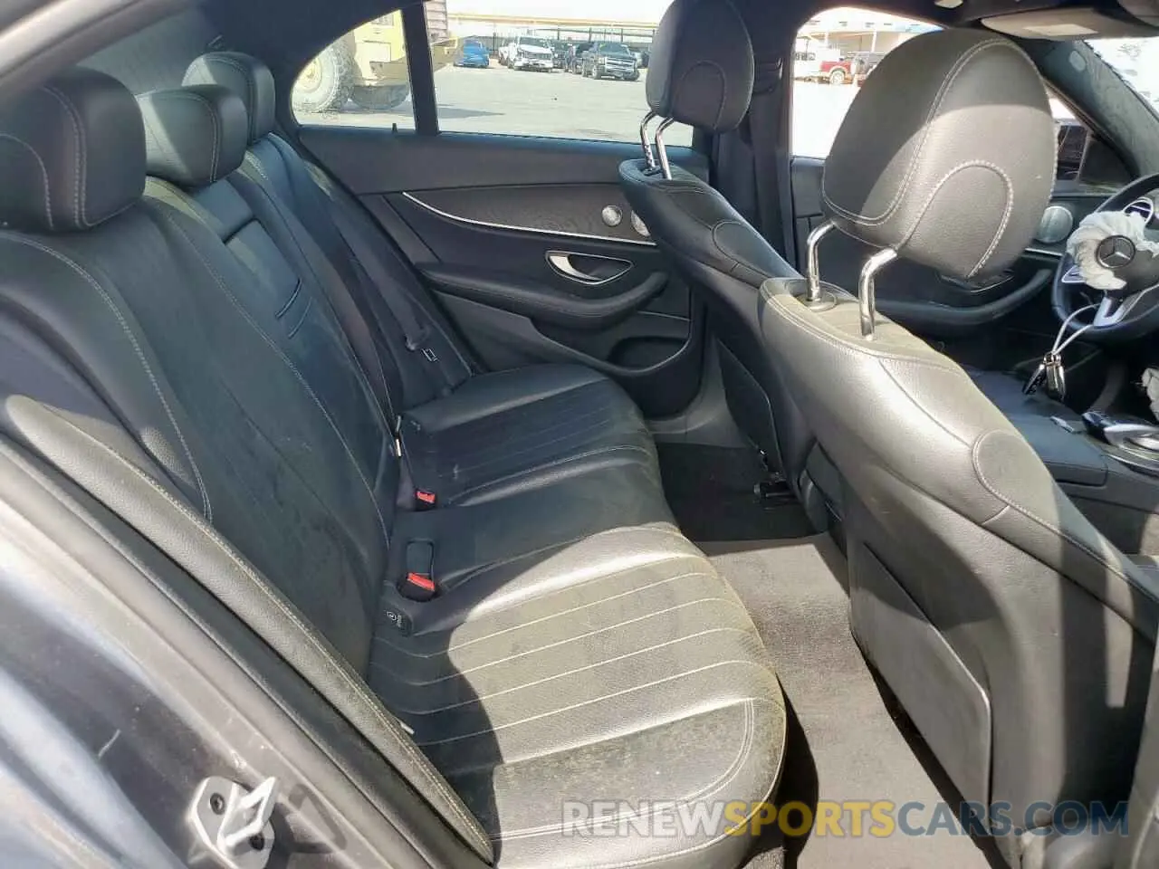 11 Photograph of a damaged car WDDZF4JB9KA528927 MERCEDES-BENZ E-CLASS 2019