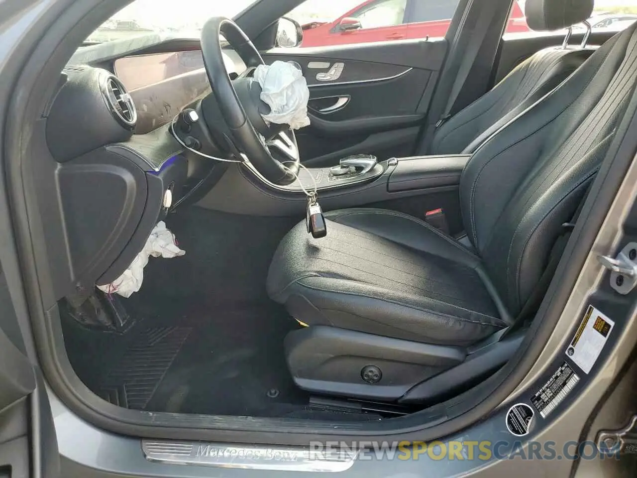 7 Photograph of a damaged car WDDZF4JB9KA528927 MERCEDES-BENZ E-CLASS 2019