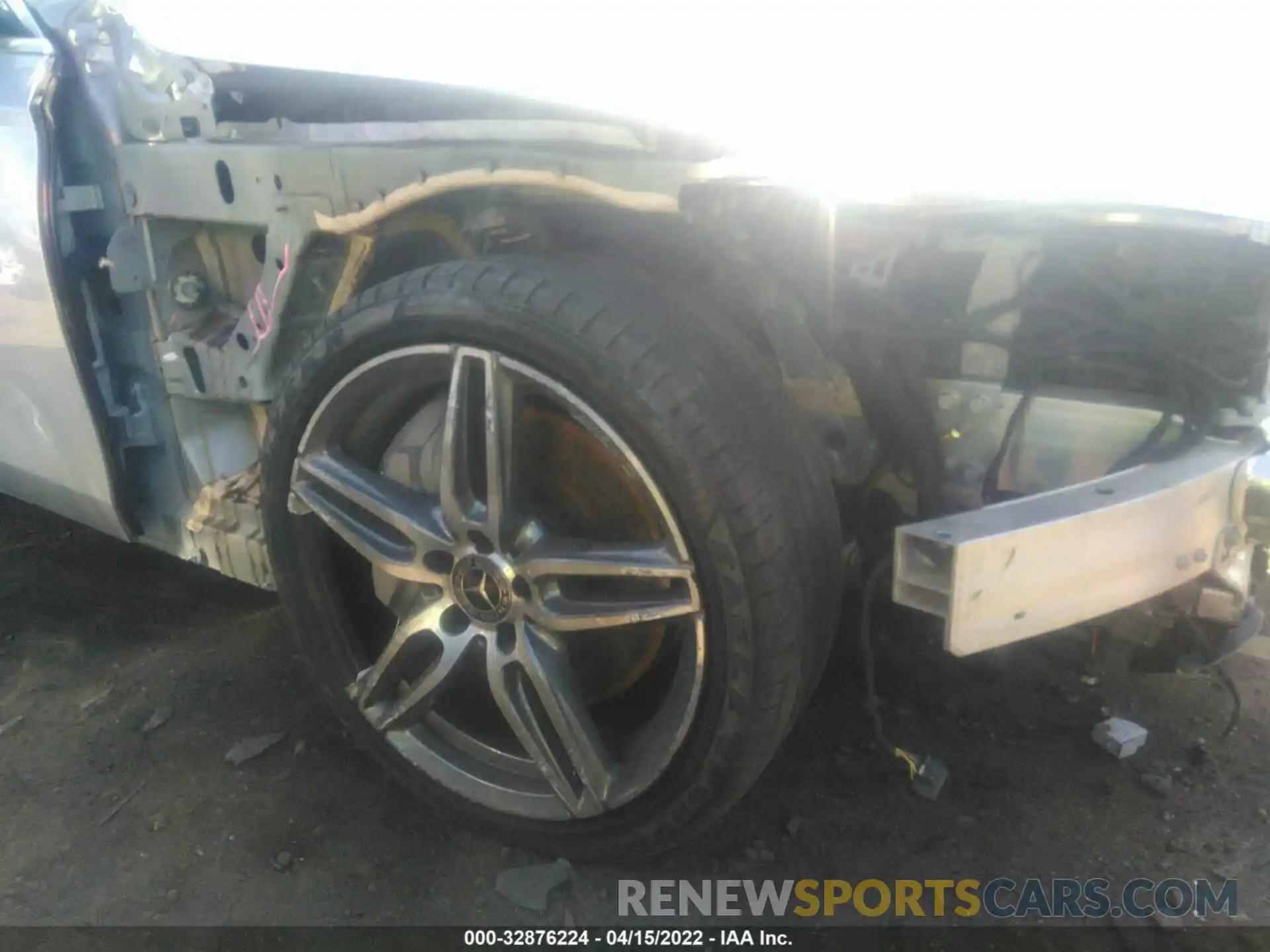 6 Photograph of a damaged car WDDZF4JB9KA574662 MERCEDES-BENZ E-CLASS 2019