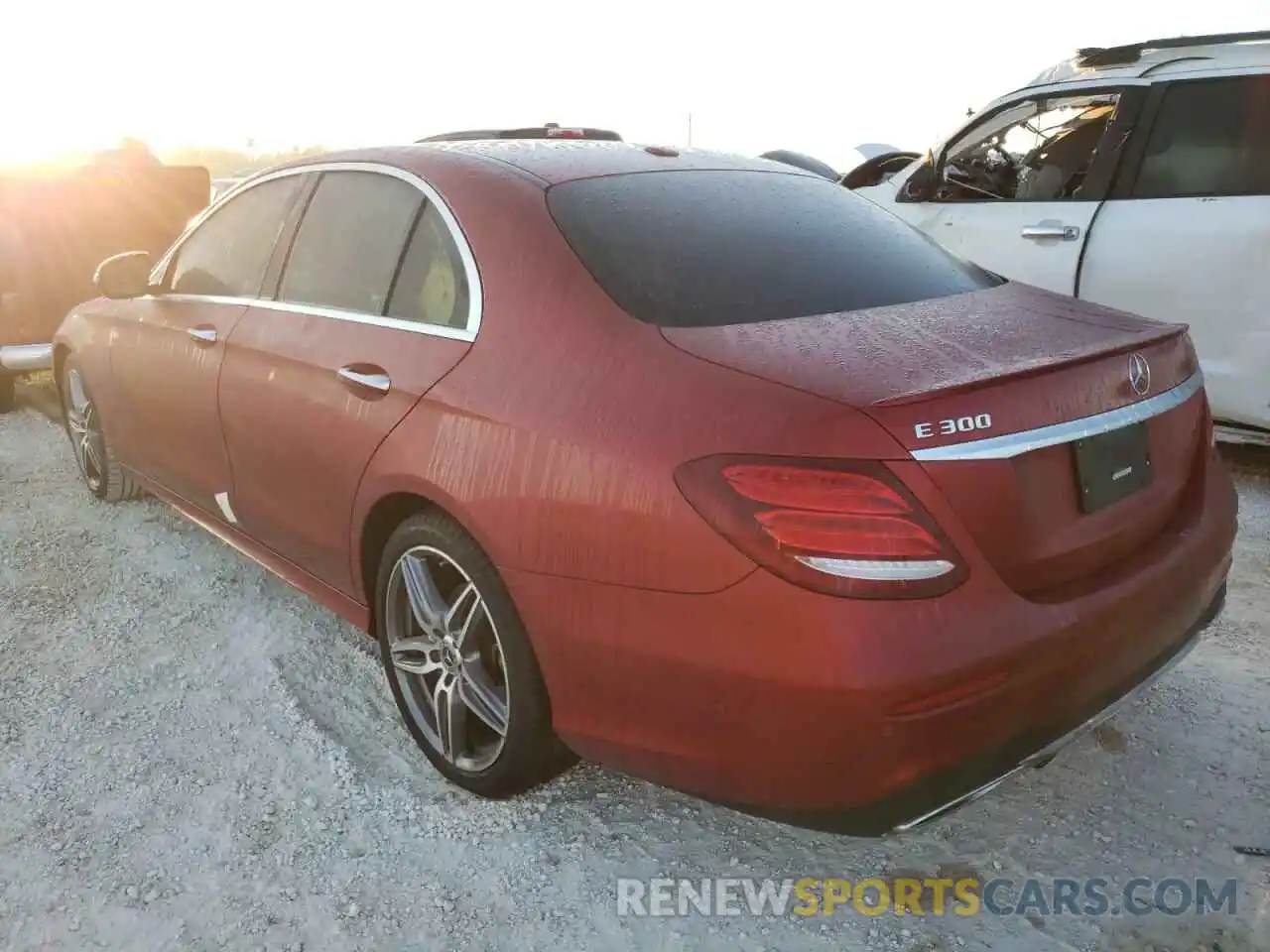 3 Photograph of a damaged car WDDZF4JBXKA506029 MERCEDES-BENZ E-CLASS 2019