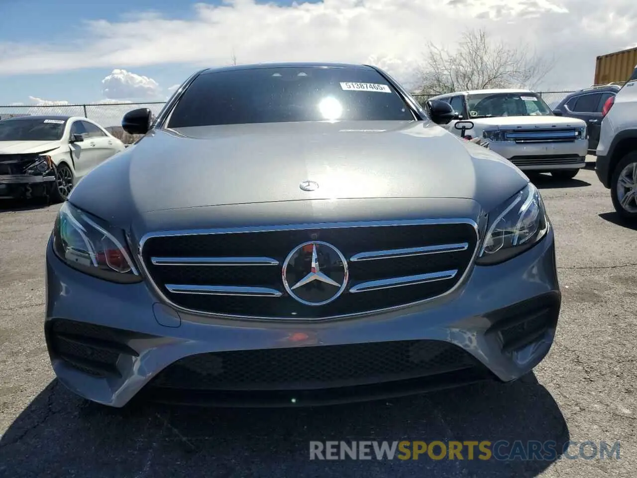 5 Photograph of a damaged car WDDZF4JBXKA553402 MERCEDES-BENZ E-CLASS 2019