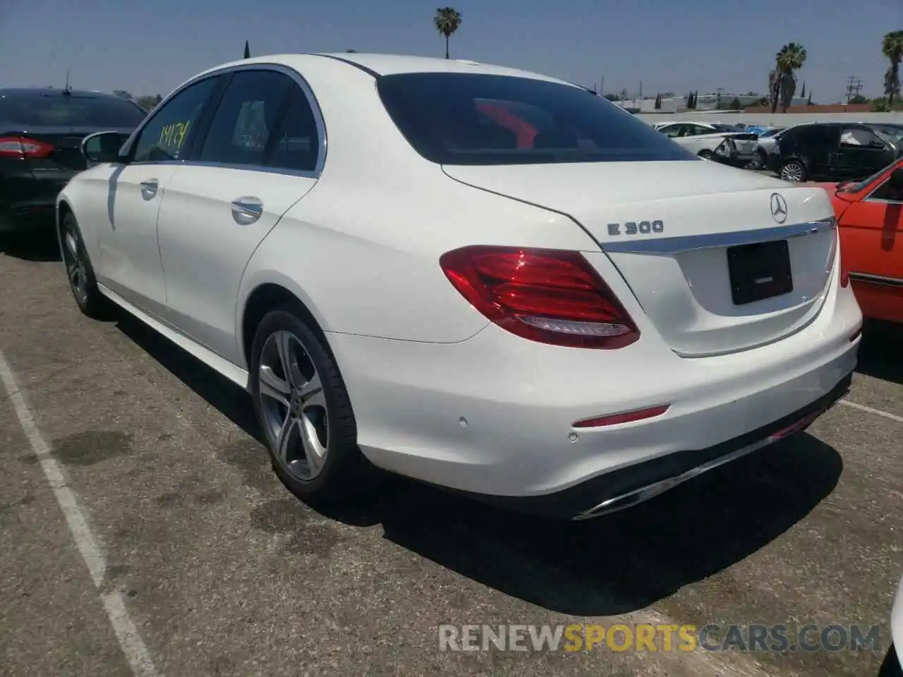 3 Photograph of a damaged car WDDZF4JBXKA594368 MERCEDES-BENZ E CLASS 2019