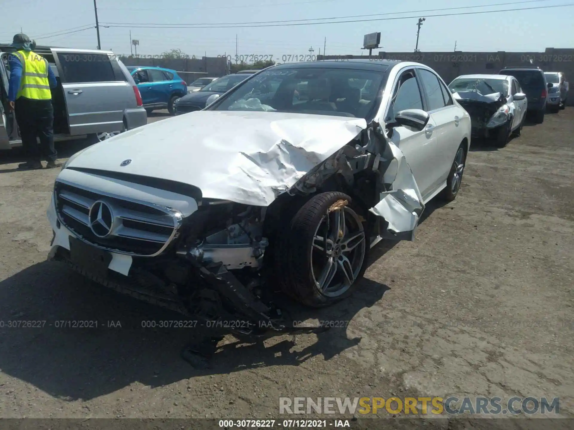 2 Photograph of a damaged car WDDZF4JBXKA602839 MERCEDES-BENZ E-CLASS 2019