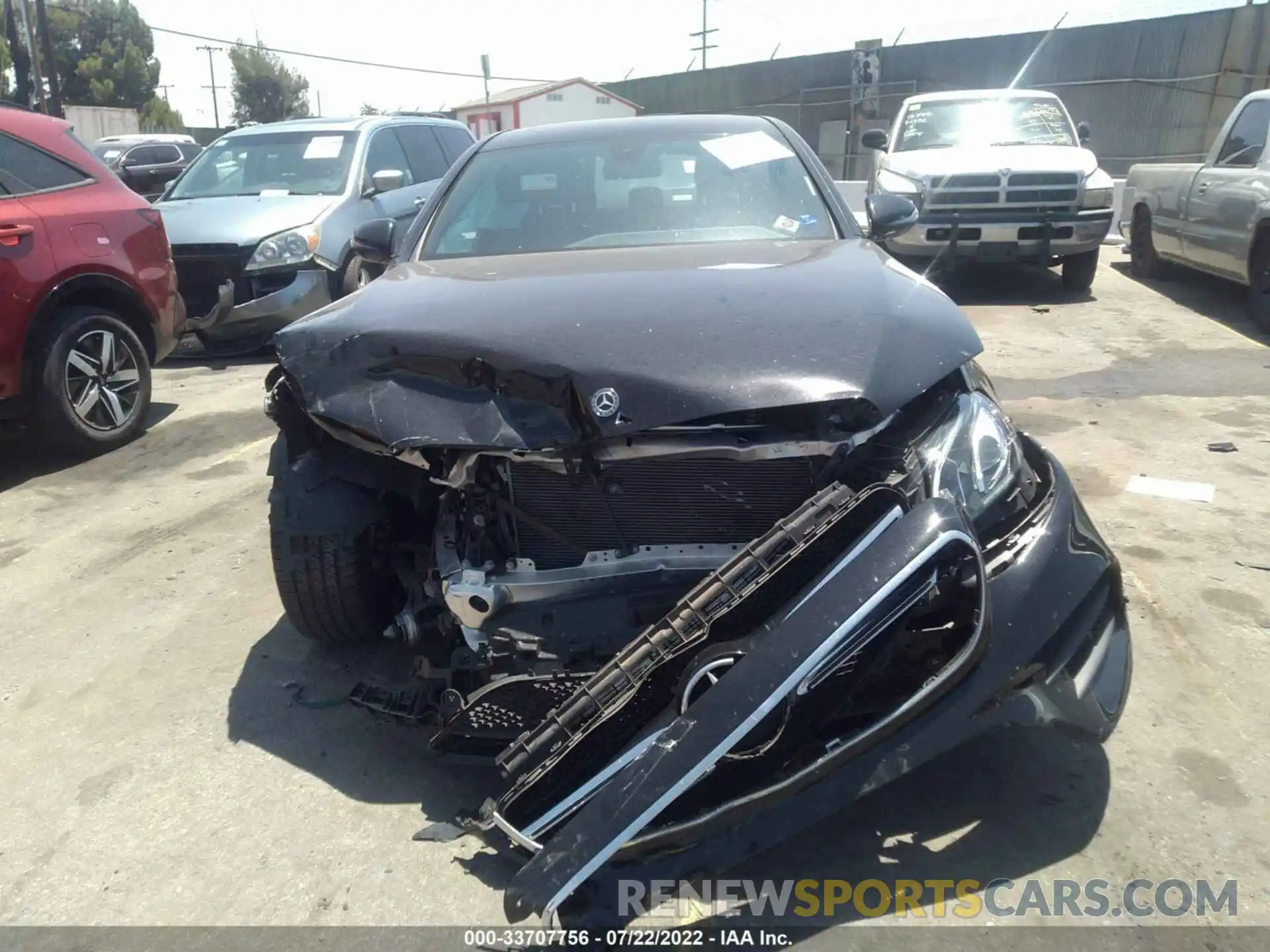 6 Photograph of a damaged car WDDZF4JBXKA635646 MERCEDES-BENZ E-CLASS 2019