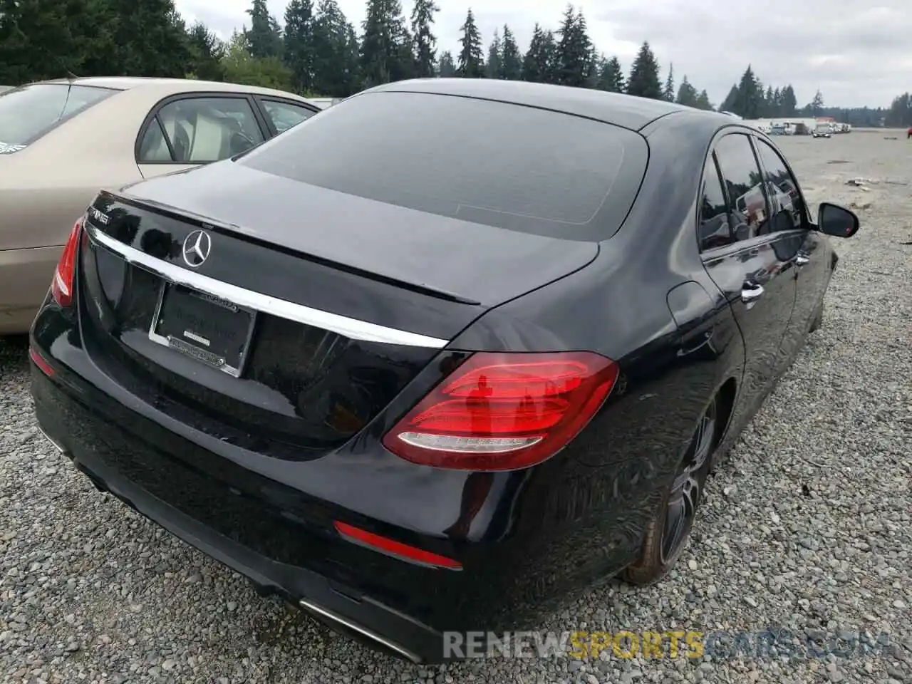 4 Photograph of a damaged car WDDZF4KB1KA489166 MERCEDES-BENZ E-CLASS 2019