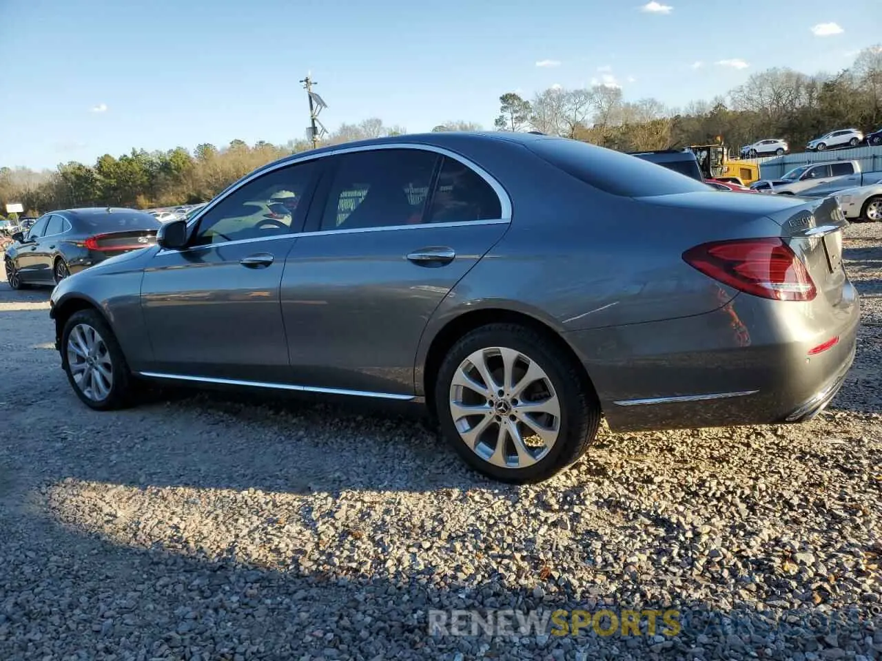2 Photograph of a damaged car WDDZF4KB1KA525986 MERCEDES-BENZ E-CLASS 2019