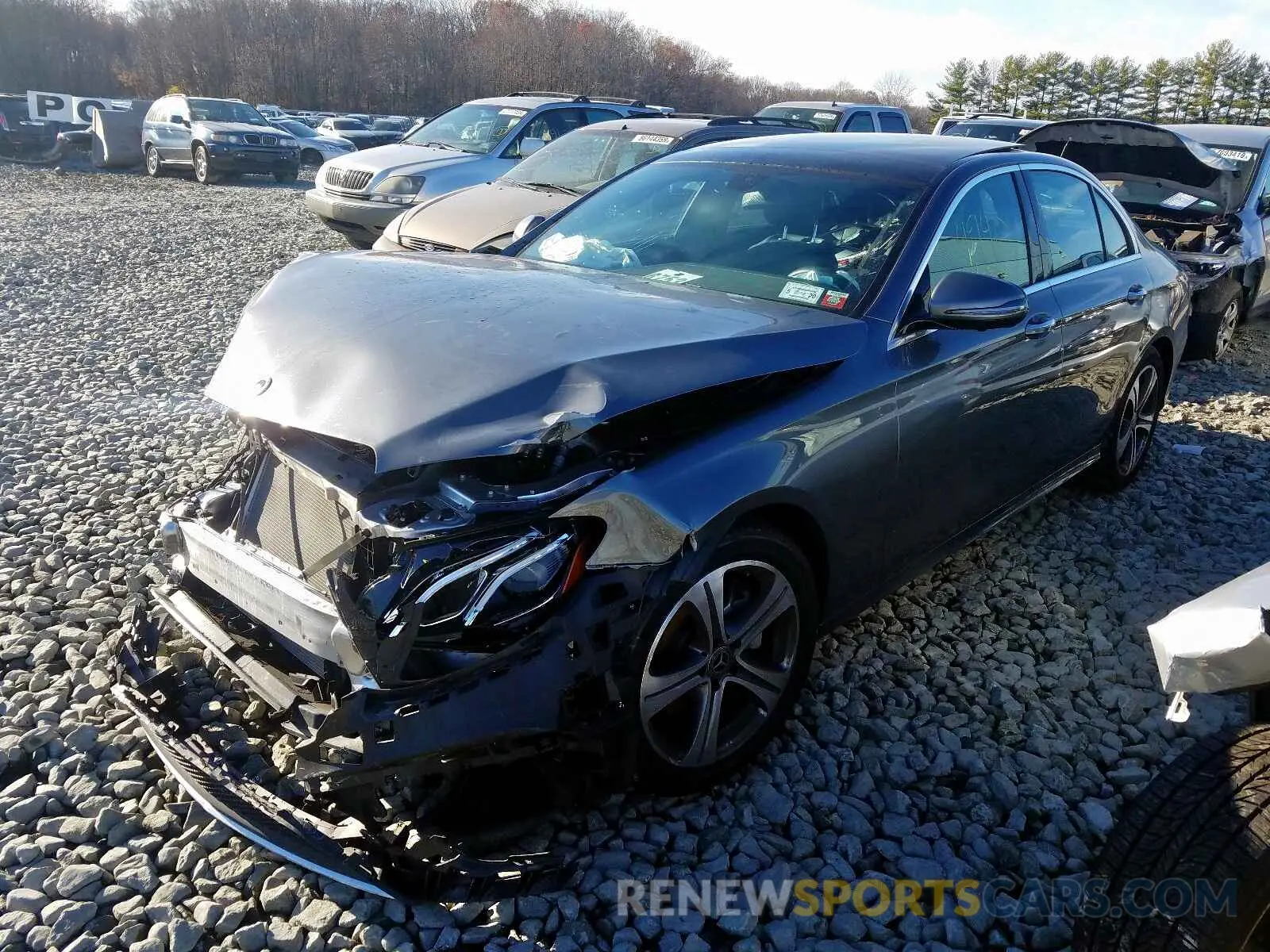 2 Photograph of a damaged car WDDZF4KB2KA588286 MERCEDES-BENZ E CLASS 2019