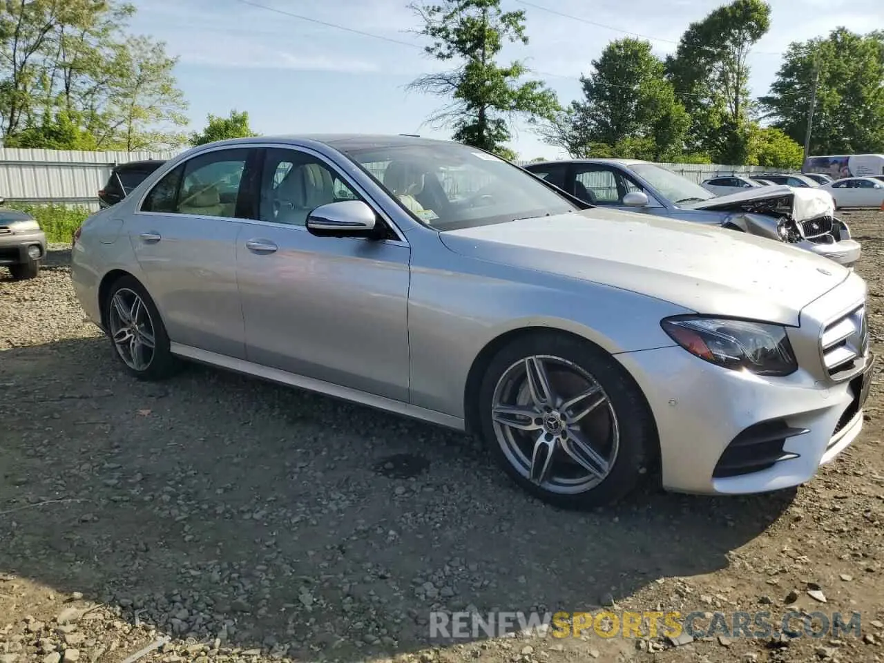 4 Photograph of a damaged car WDDZF4KB2KA596033 MERCEDES-BENZ E-CLASS 2019