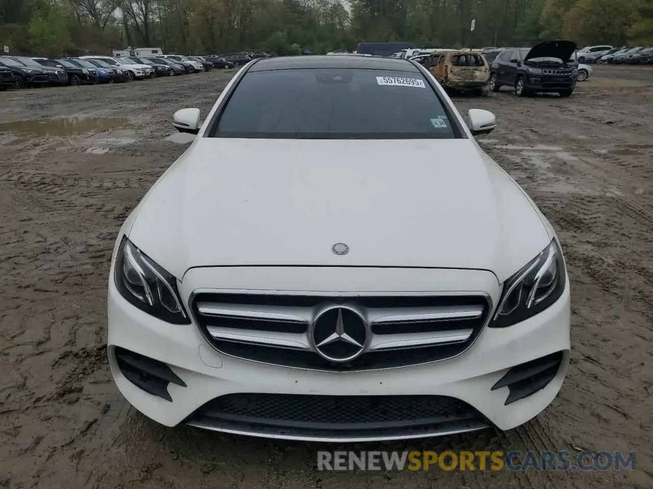 5 Photograph of a damaged car WDDZF4KB2KA600498 MERCEDES-BENZ E-CLASS 2019