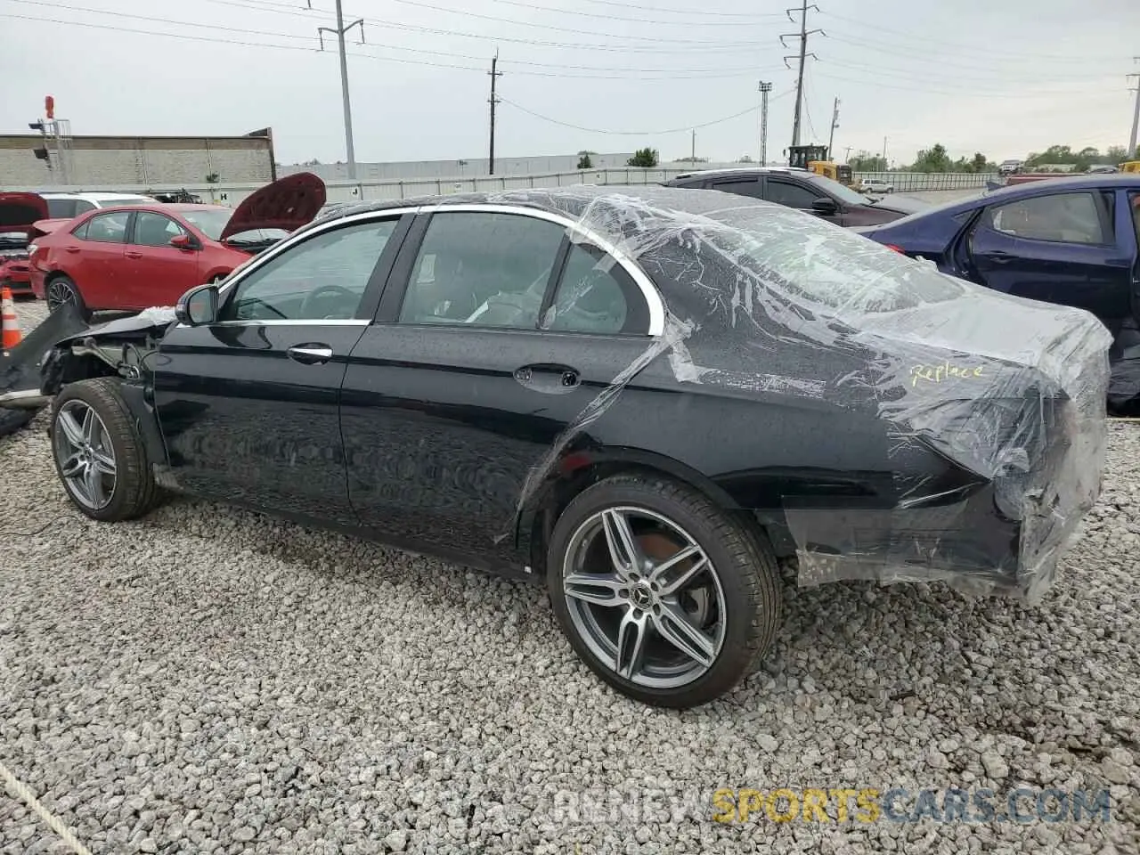 2 Photograph of a damaged car WDDZF4KB3KA620954 MERCEDES-BENZ E-CLASS 2019