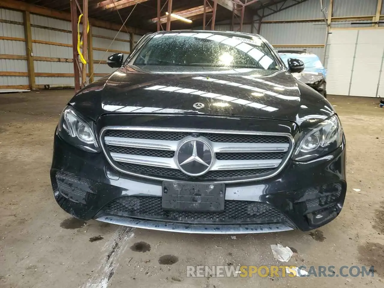 5 Photograph of a damaged car WDDZF4KB3KA646664 MERCEDES-BENZ E-CLASS 2019
