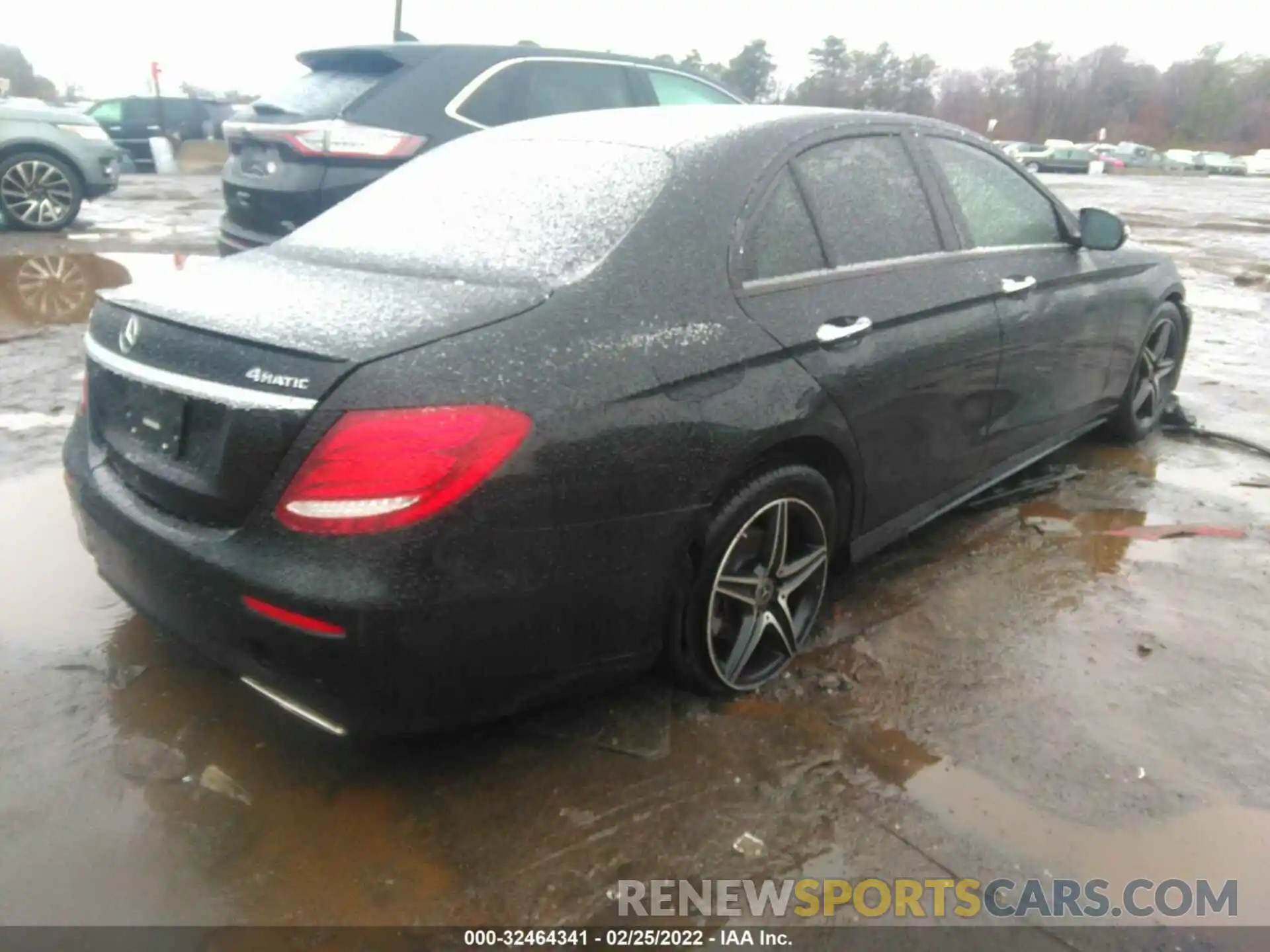 4 Photograph of a damaged car WDDZF4KB4KA521527 MERCEDES-BENZ E-CLASS 2019