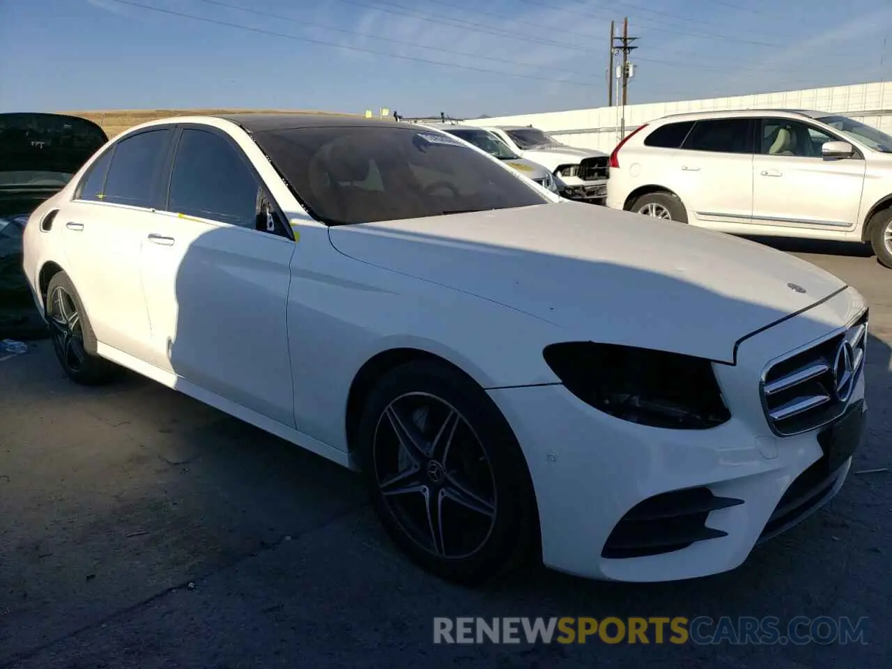 4 Photograph of a damaged car WDDZF4KB4KA618985 MERCEDES-BENZ E-CLASS 2019