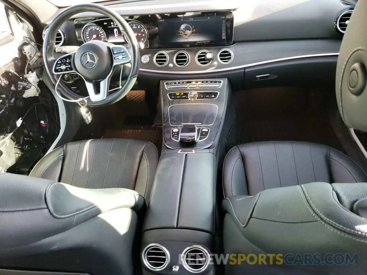 8 Photograph of a damaged car WDDZF4KB4KA618985 MERCEDES-BENZ E-CLASS 2019