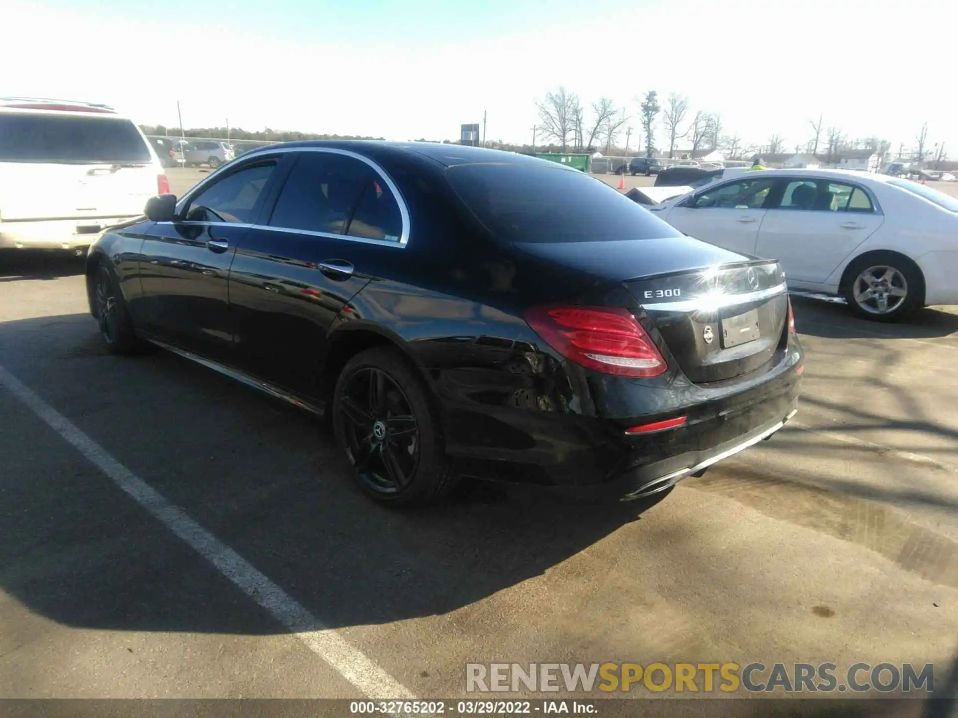 3 Photograph of a damaged car WDDZF4KB4KA637276 MERCEDES-BENZ E-CLASS 2019