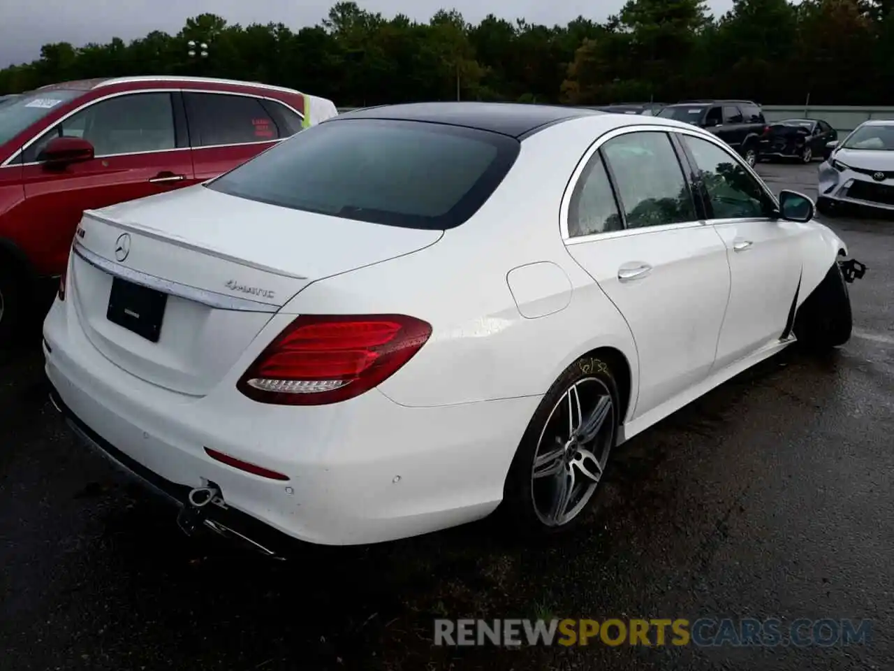 4 Photograph of a damaged car WDDZF4KB5KA557646 MERCEDES-BENZ E-CLASS 2019