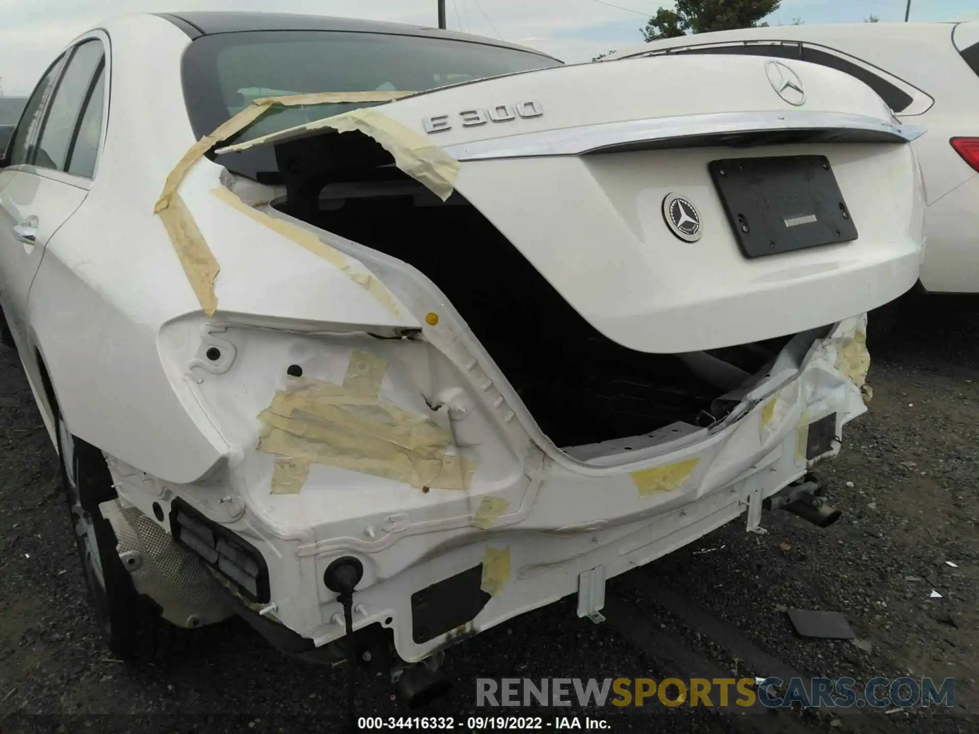 6 Photograph of a damaged car WDDZF4KB5KA626979 MERCEDES-BENZ E-CLASS 2019