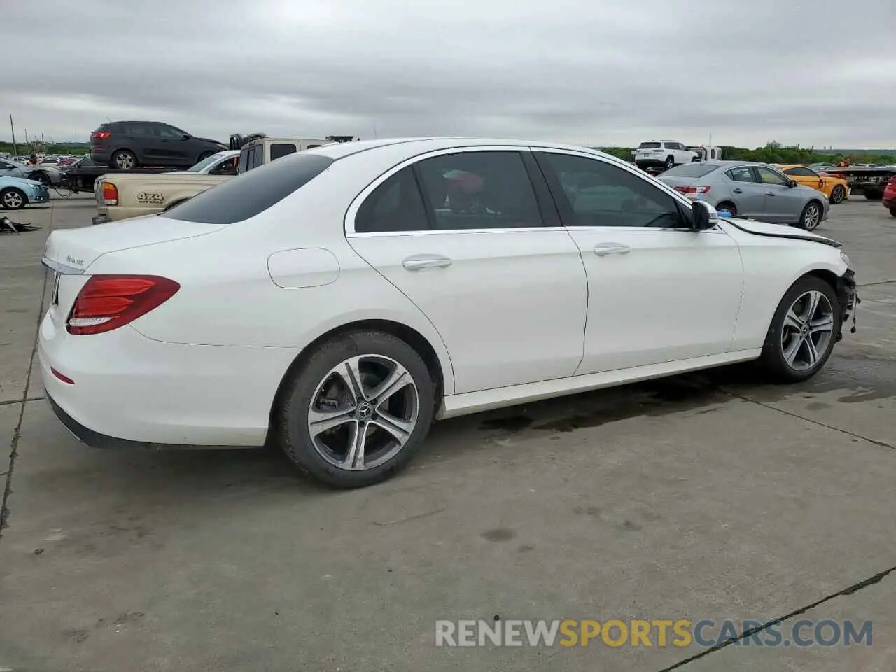 3 Photograph of a damaged car WDDZF4KB5KA662011 MERCEDES-BENZ E-CLASS 2019