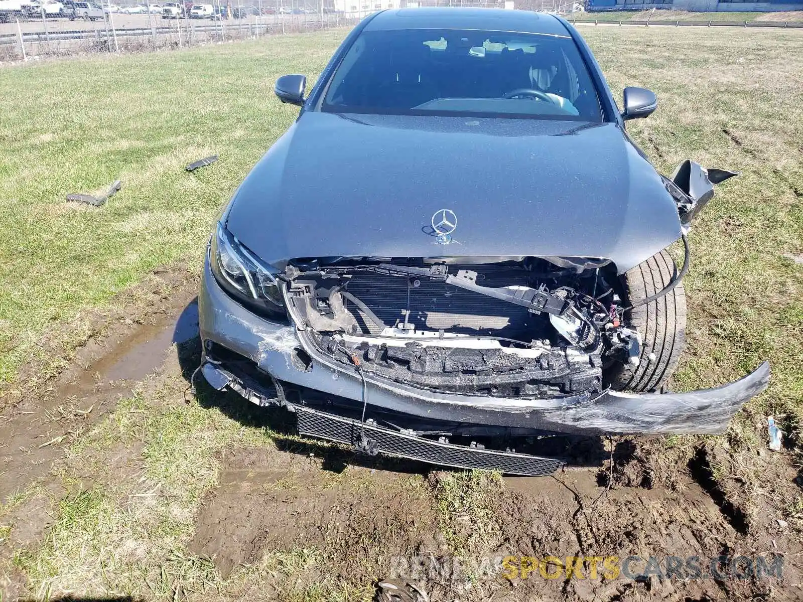 10 Photograph of a damaged car WDDZF4KB6KA501926 MERCEDES-BENZ E CLASS 2019