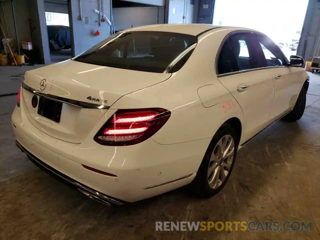 4 Photograph of a damaged car WDDZF4KB6KA544663 MERCEDES-BENZ E-CLASS 2019