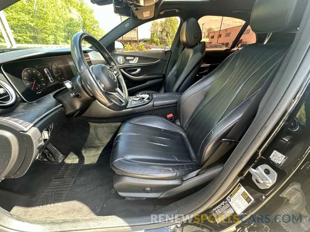 12 Photograph of a damaged car WDDZF4KB6KA566954 MERCEDES-BENZ E-CLASS 2019